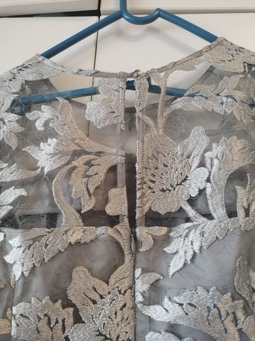 Rochie argintie cu dantela super eleganta