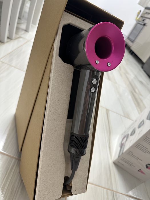 Dyson supersonic hoo8