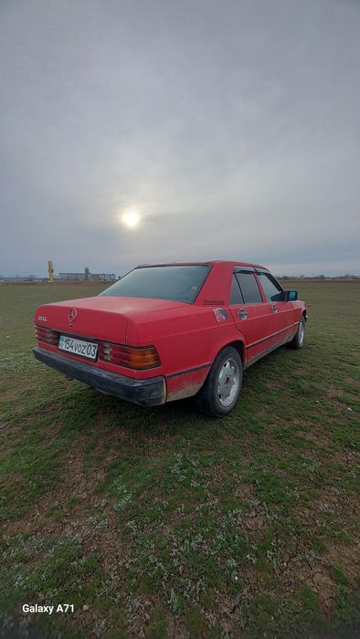 Мерседес 190 2л.