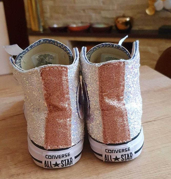 Converse ghete originale,unicate ,fete marimea 29