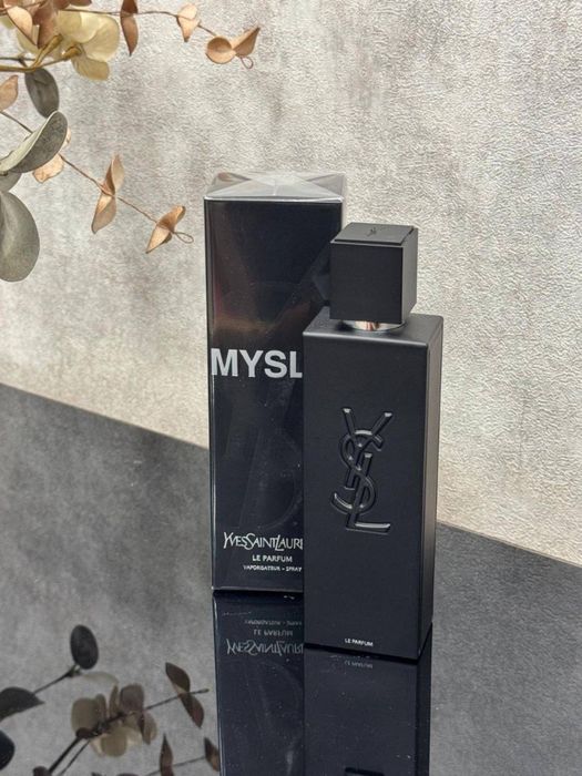 Parfum YVES Saint Laurent MYSLF Le Parfum
