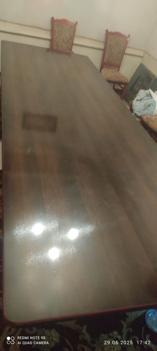 Продаётся стол срочно