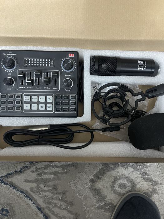 Studio uchun Behringer UM2 Behringer HPM1000 BM800 ideal xolatda