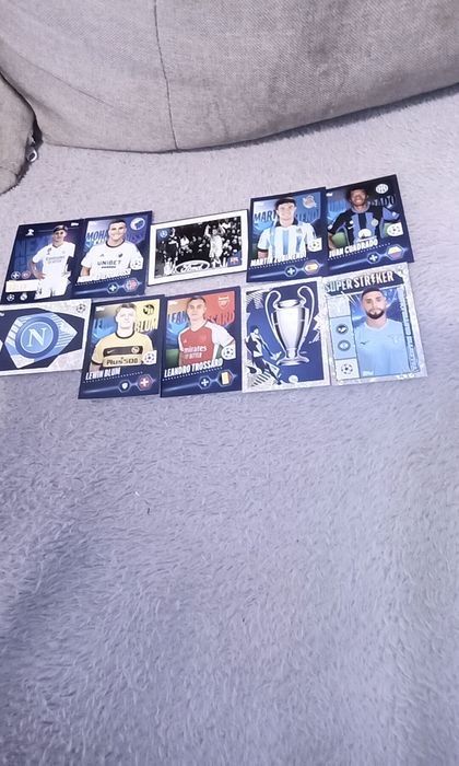 Vând stikere uefa champions league 2023-2024