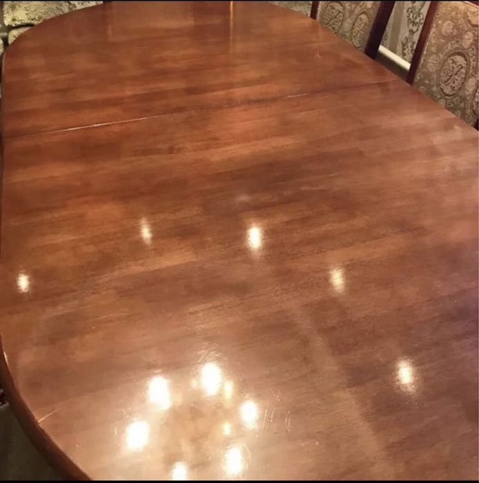 Продам стол