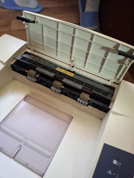 Принтер Xerox Phaser 3117 нерабочий / на запчасти + диск