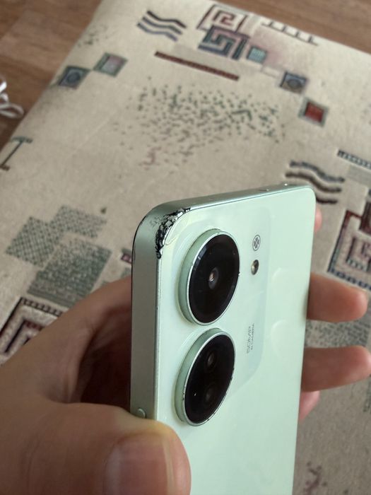 Продам телефон REDMI 13C