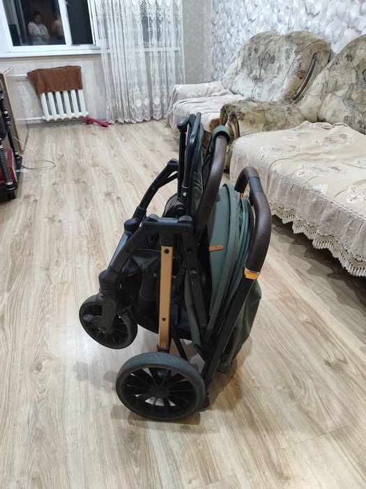 Продам коляску б/у
