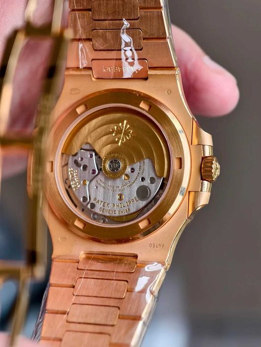 patek philippe nautilus кафяв