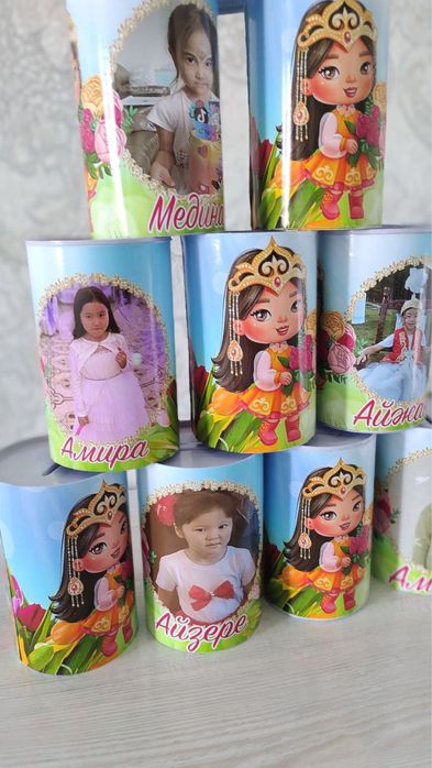 Жіңішке, кеуделі қыздардың суреттері