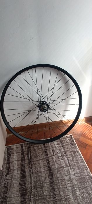 Продавам задна  капла!!!