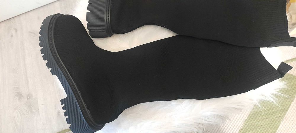 Cizme lungi la moda - NOU