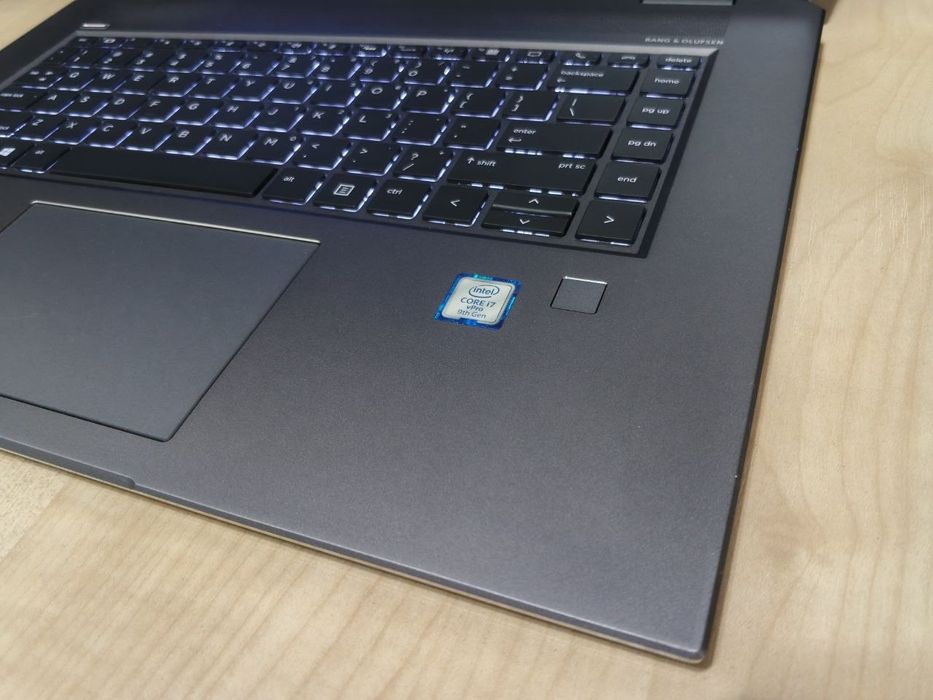 HP ZBook Studio G5 15,6" IPS FHD/CORE™ i7 - 9850H/16GB DDR4/512GB NVMe