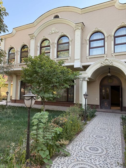 Срочно продаётся ЕвроДом 15,5-соток фасад 30-метр салом Чайхона