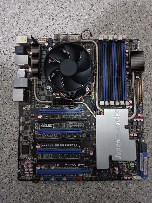 ASUS P6T7 WS SuperComputer (LGA1366) + i7-950