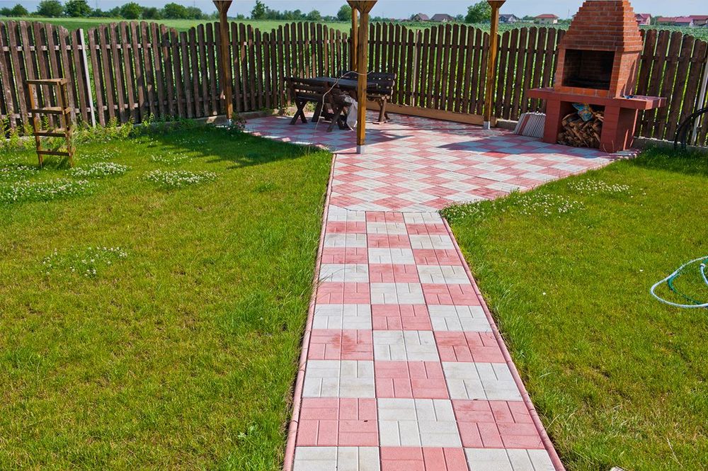 Pavaj pavele borduri pentru Gradina. Montaj pavaj