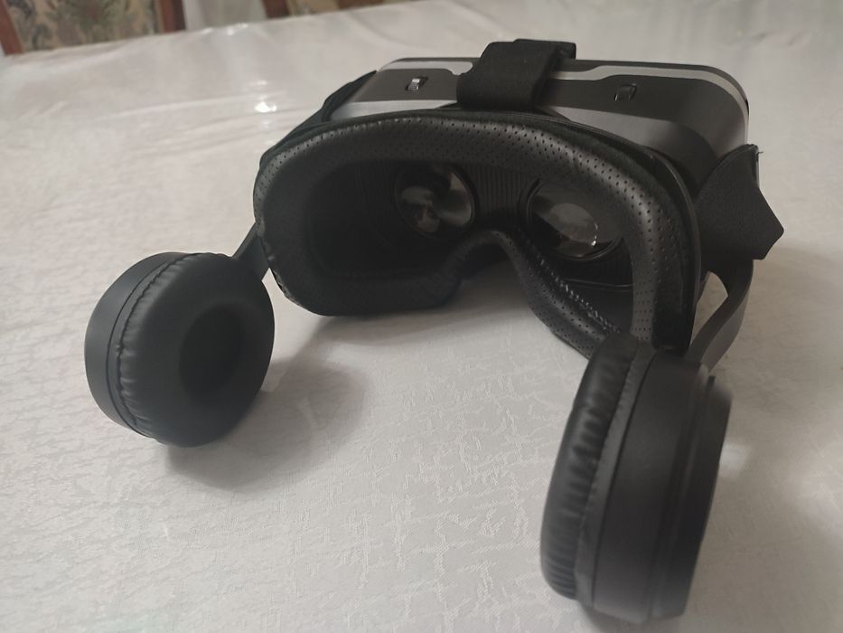 Продам VR-очки Shinecon