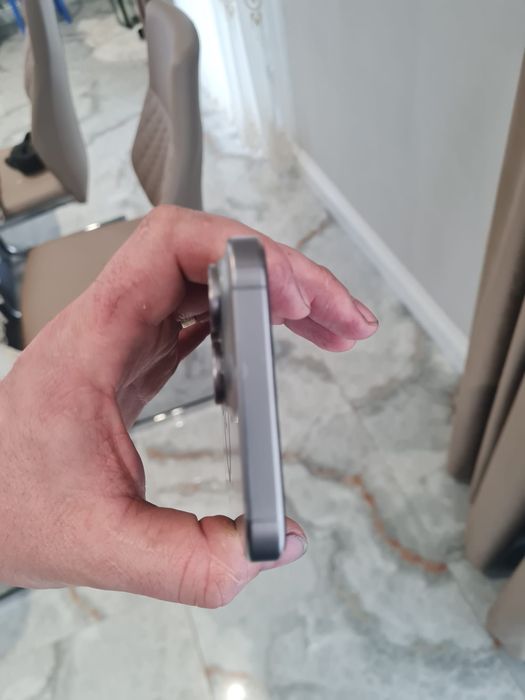 Skin(folie protecție) anti zgârieturi iPhone 15 Pro Max