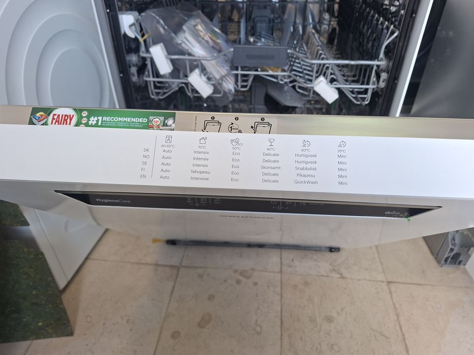 Съдомиялна за частично вграждане Grundig HygieneCare