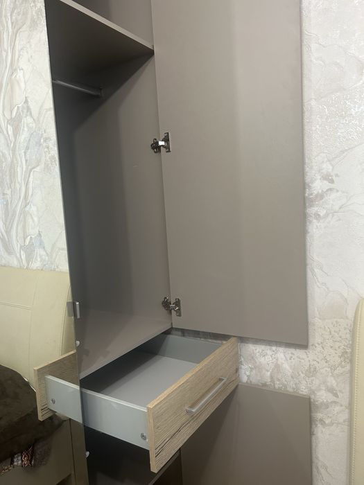 Продам кровать с шифонером