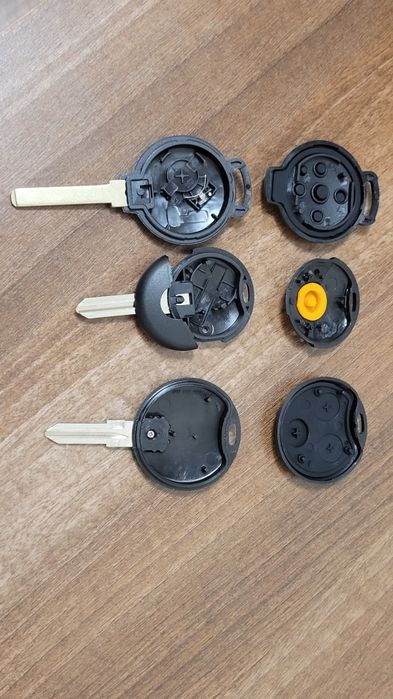 Carcasa cheie Smart cu 1 si 3 butoane.