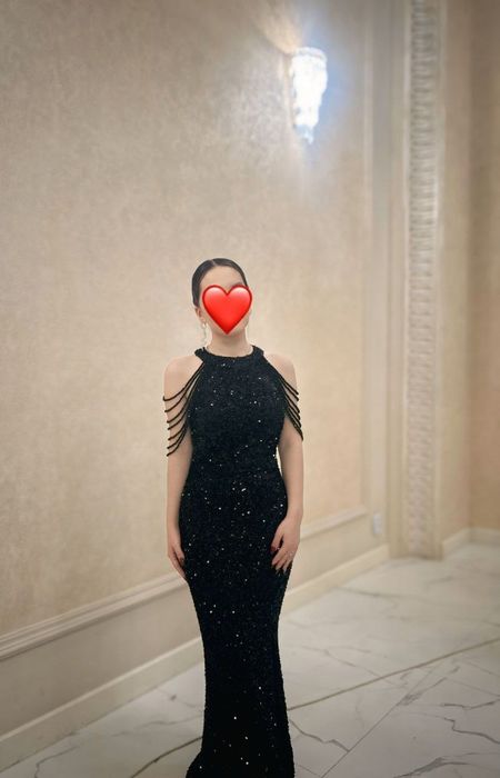 Вечернее платье черный