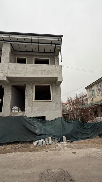 Продается участок 0,5 сотки 2 этажа + подвал и мансарда