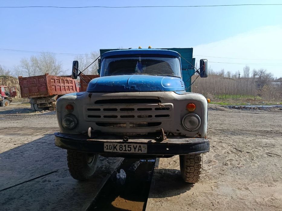 Zil Samosval sotiladi яил 1976