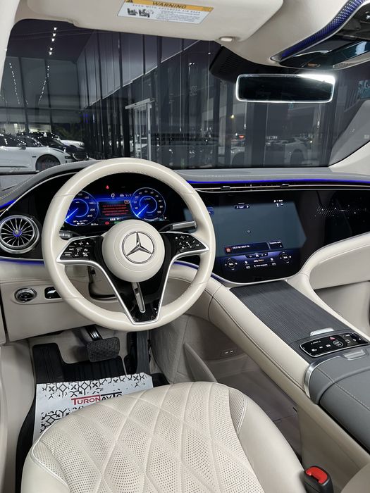 Mercedes Benz EQS580 SUV