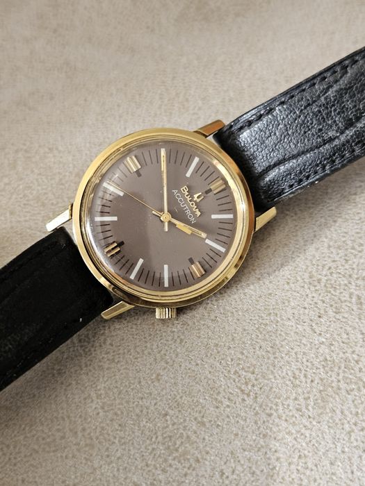BULOVA Accutron ръчен часовни.