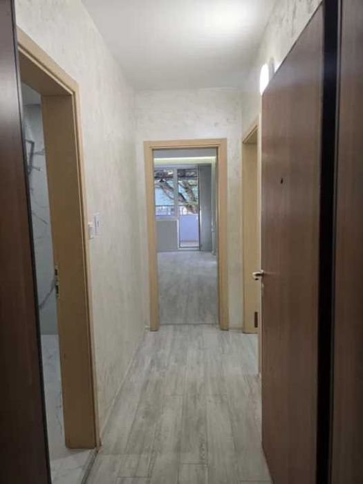 Продава се Двустаен апартамент в Пловдив, Христо Смирненски - 79 кв.м за 2013 €/кв.м - Снимка #3