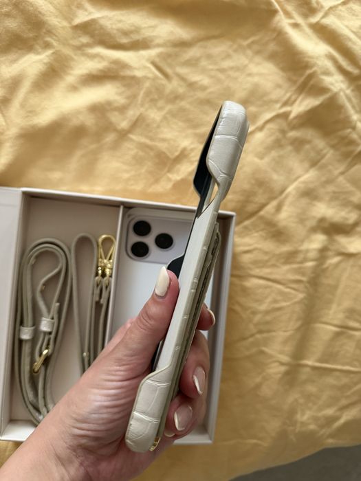 MRSEY Калъф за iPhone 17 Pro Max - бежов