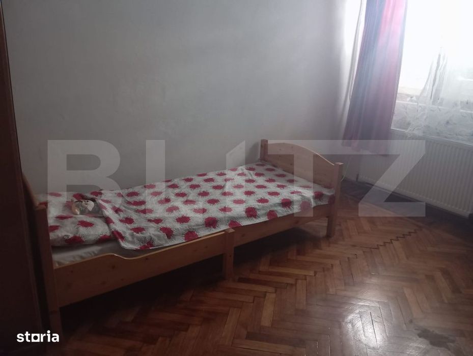 Apartament 4 camere, 82 mp ,3 balcoane inchise + boxa, zona Sud