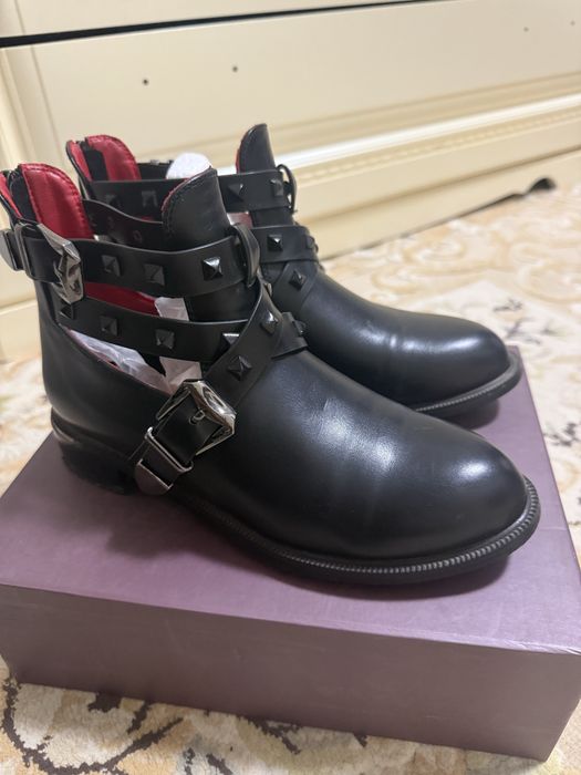 Продам осенние ботинки