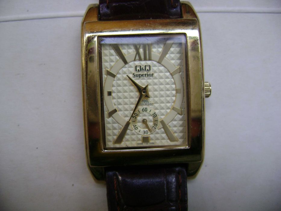 Продавам 5 броя кварцови часовника Nautica,Swatch,Foce,Timex,Q&Q