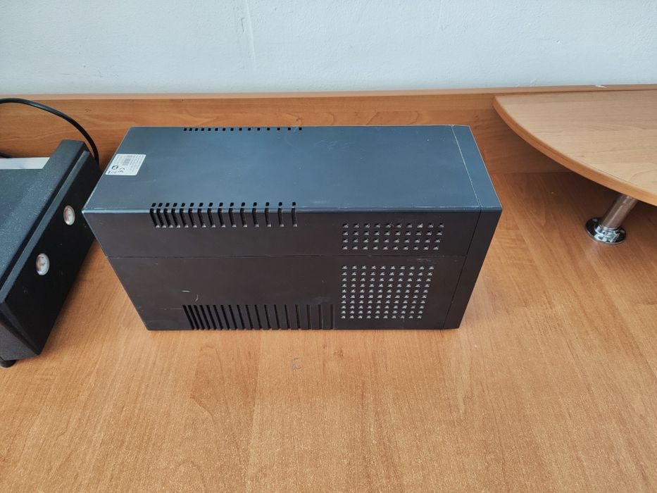 Продам  ИБП  б/у