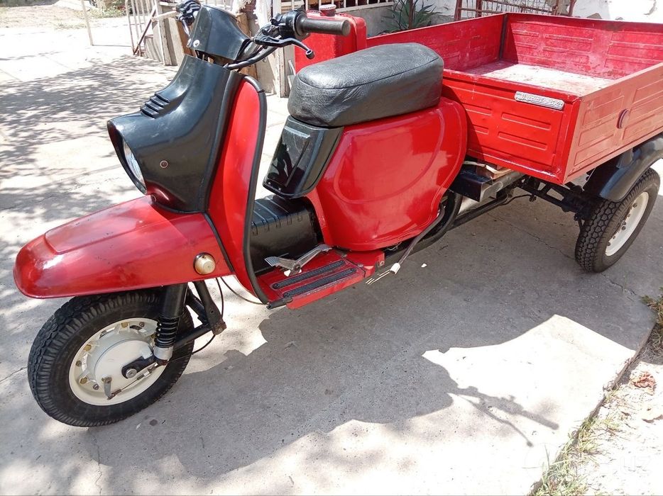 Motoroller muravey
