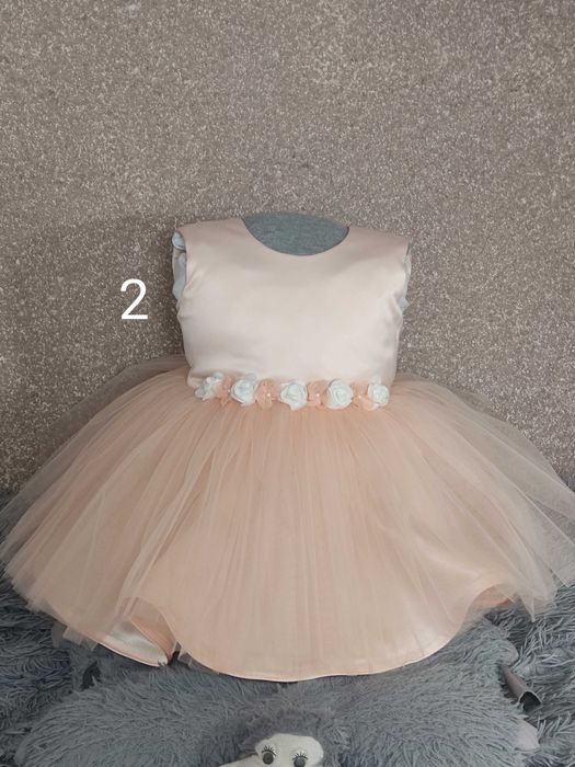 Продам платье для девочки 1-2 лет