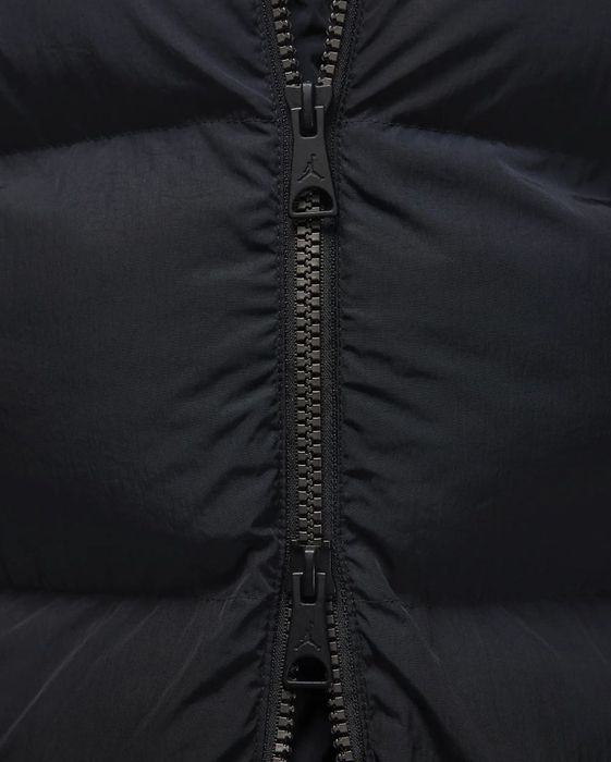 Продам куртку Jordan (оригинал)