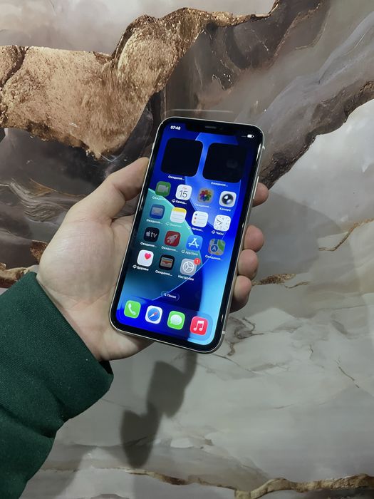 Продам телефон Айфон 11 128Gb