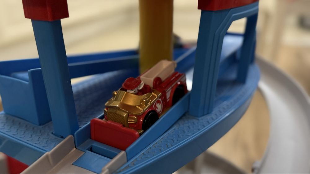 Игрален комплект Spin Master Paw Patrol Наблюдателница и Дино патрул