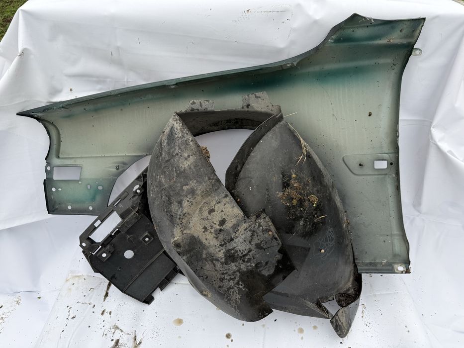 Десен Калник  Volvo S80 /1998-2006г/. Волво С80