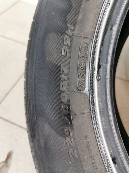 Продам всесезонные шины