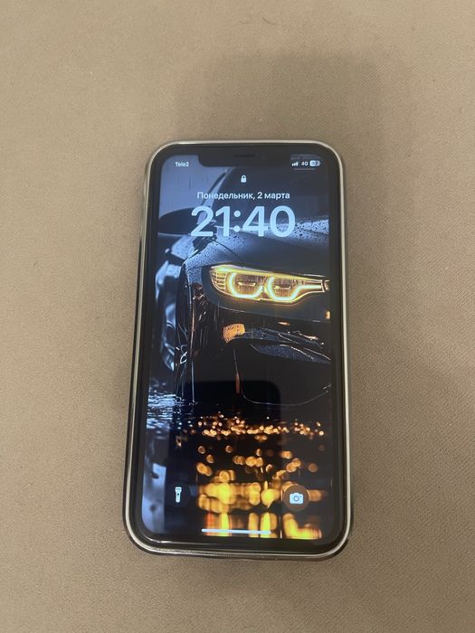 Продам Iphone xr