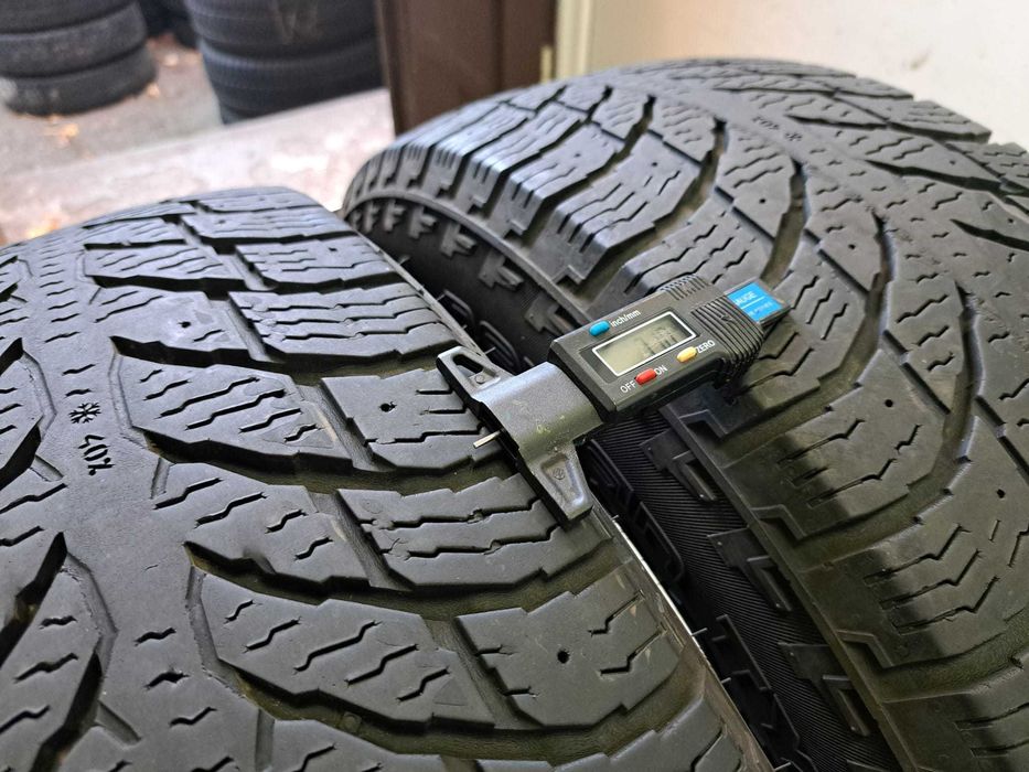 2 anvelope 245/75 R16 Nokian