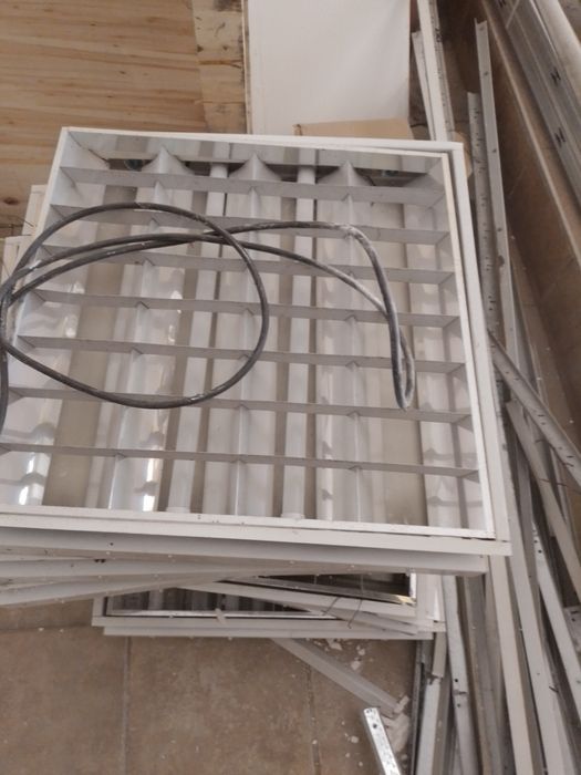 Лампи 60 на 60 с пура