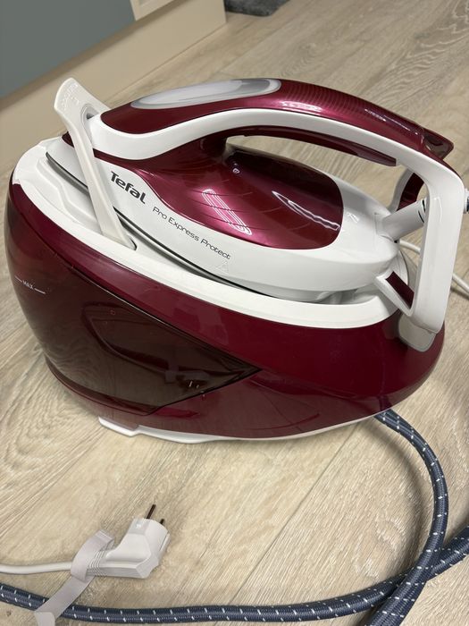 Statie de calcat Tefal Pro Express Protect