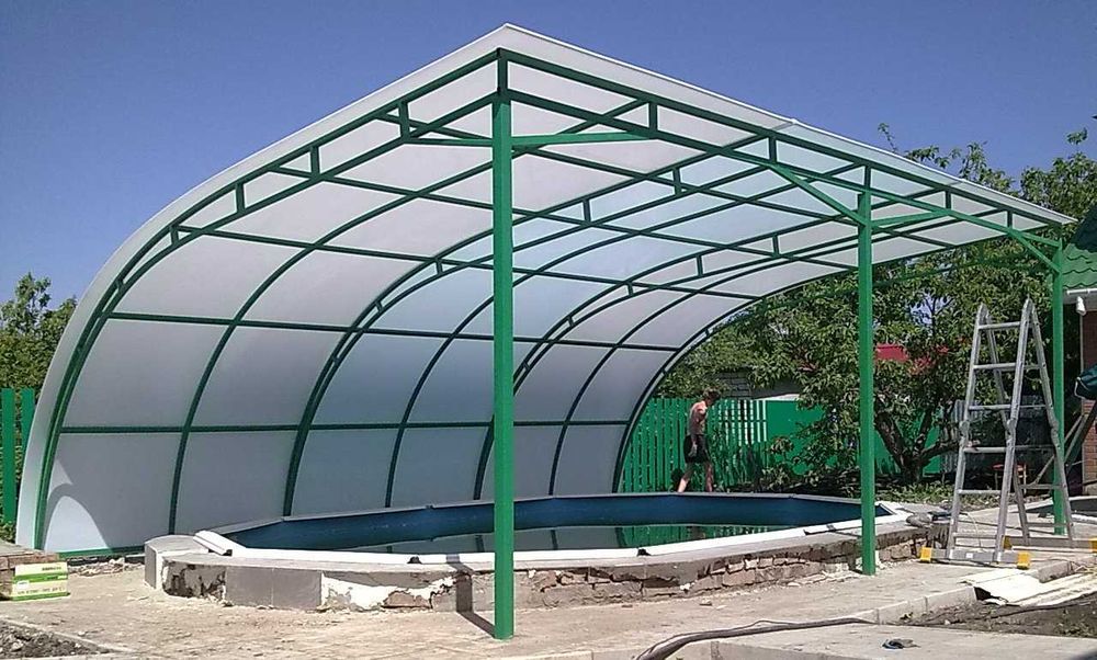 Продаём сотовый поликарбонат для бассейнов