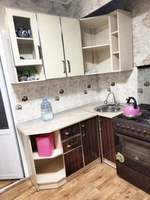 Chilonzor metrosi yonida kvartira bor ijaraga beriladi