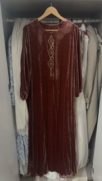 Продаются платья новый